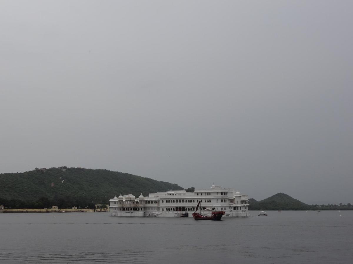 Raasleela Luxury Camp Hotel Udaipur Luaran gambar